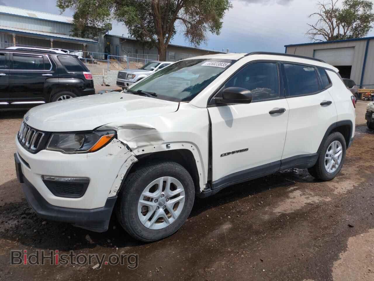 Photo 3C4NJCAB3HT659788 - JEEP COMPASS 2017