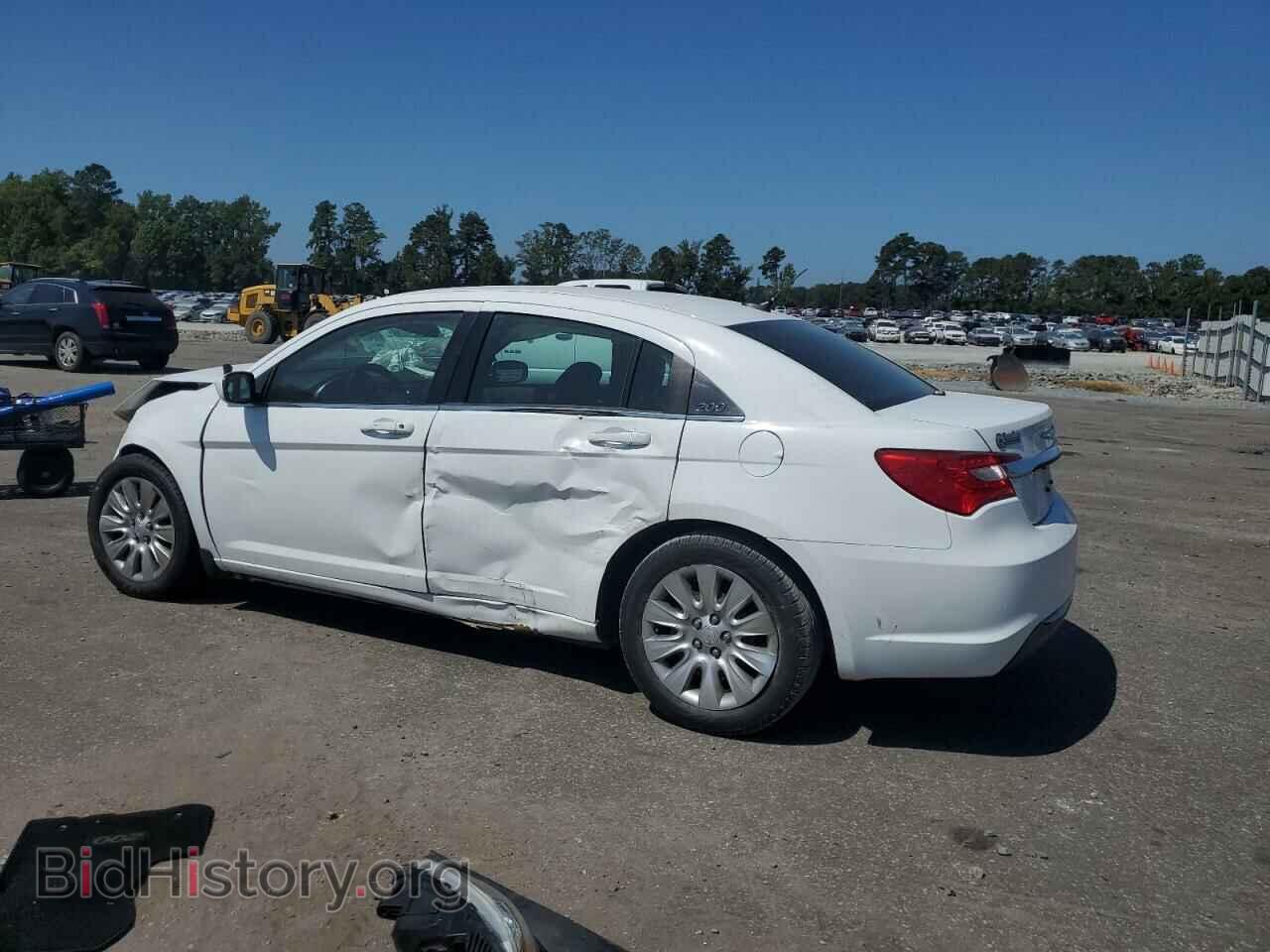 2014 CHRYSLER 200 - VIN: 1C3CCBAB4EN208865 - Фото 2