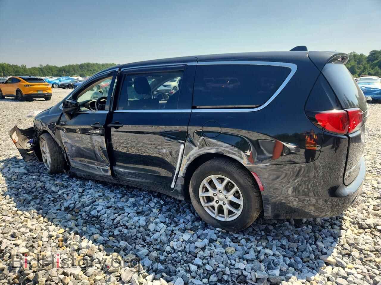 2017 CHRYSLER PACIFICA - VIN: 2C4RC1DG3HR514843 - Photo 2