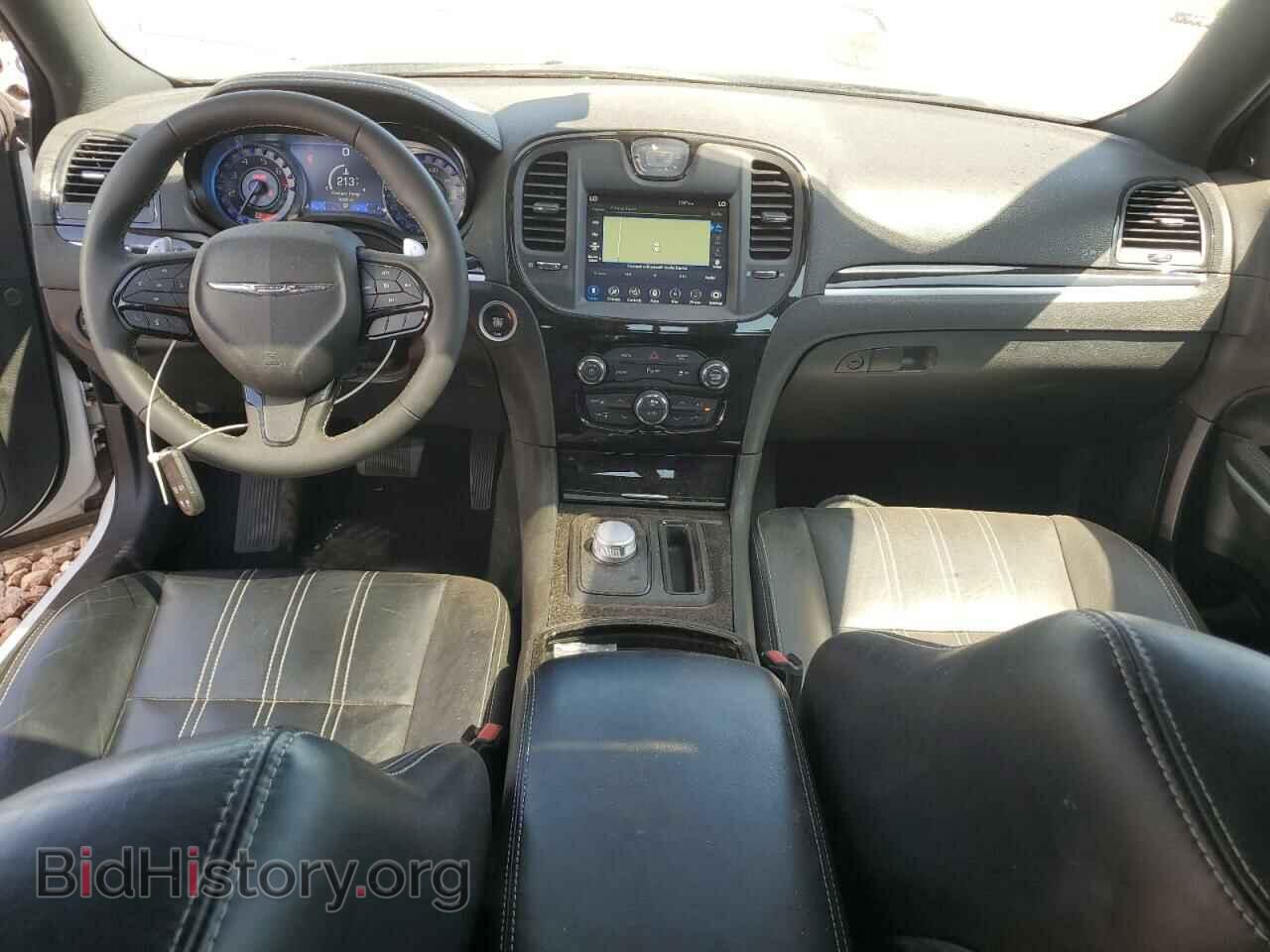 2022 CHRYSLER 300 - VIN: 2C3CCABG4NH214324 - Фото 8