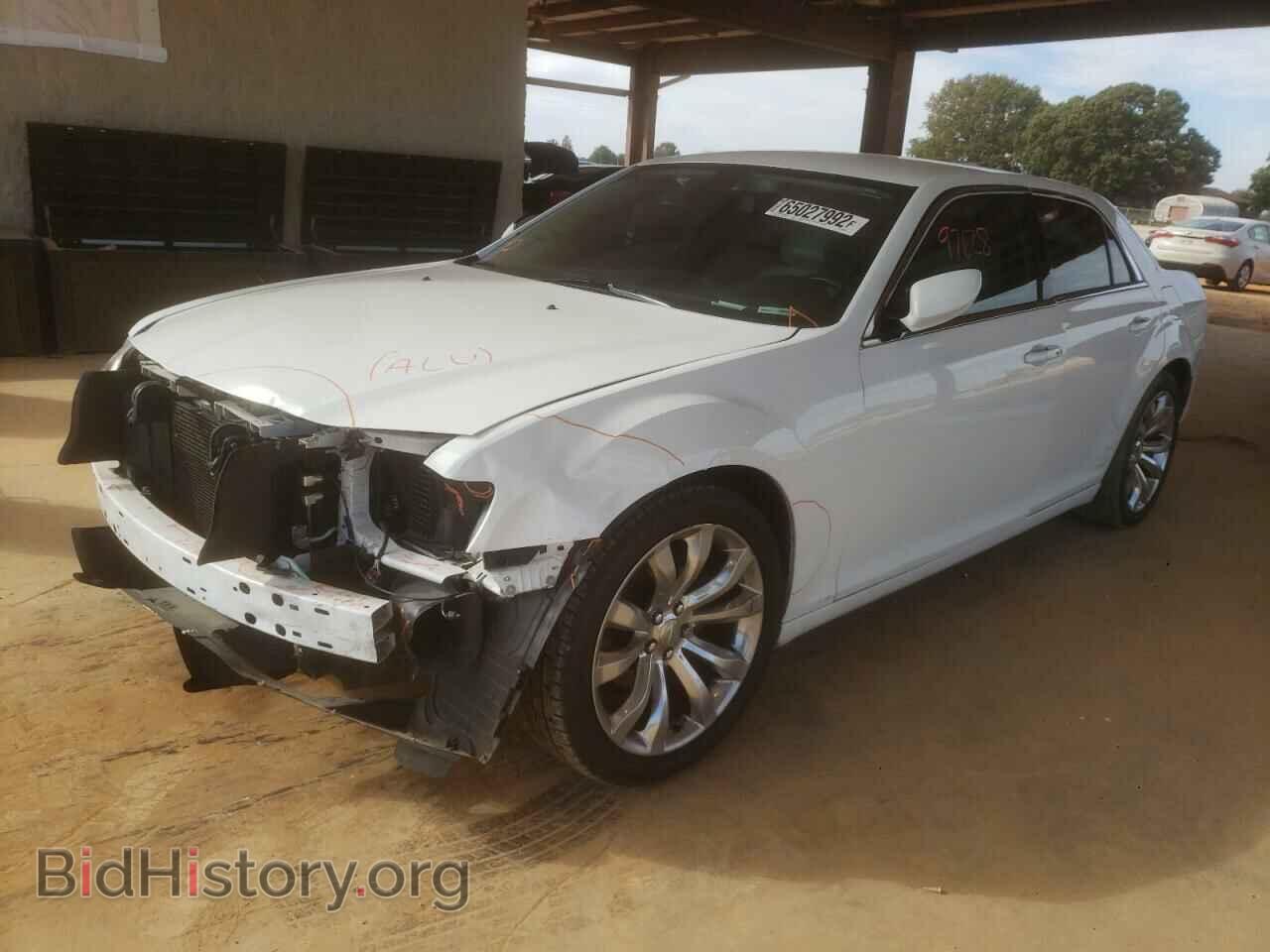 2018 CHRYSLER 300 - VIN: 2C3CCAAG9JH201788 - Фото 2
