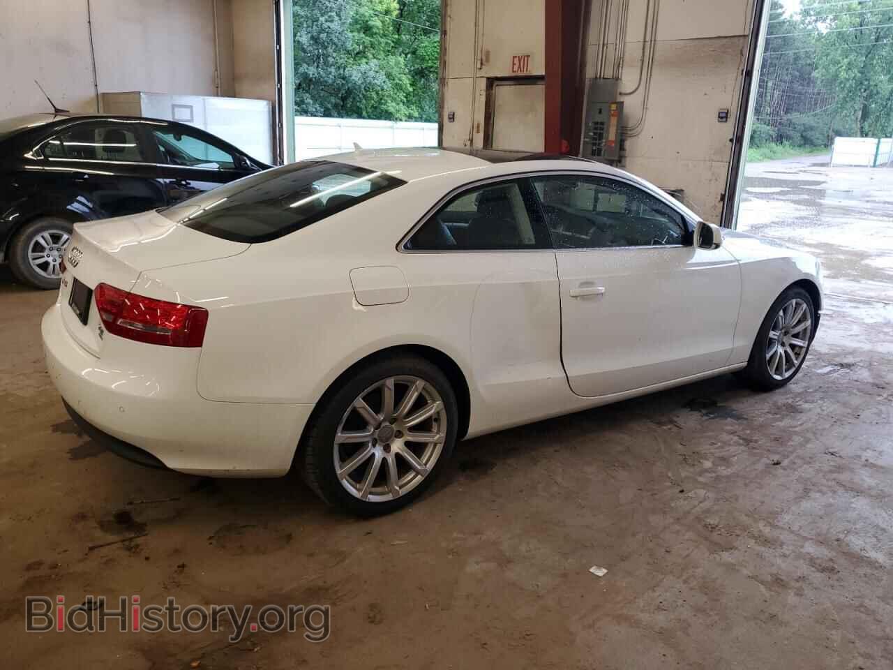 2011 AUDI A5 - VIN: WAULFAFR1BA078143 - Photo 3