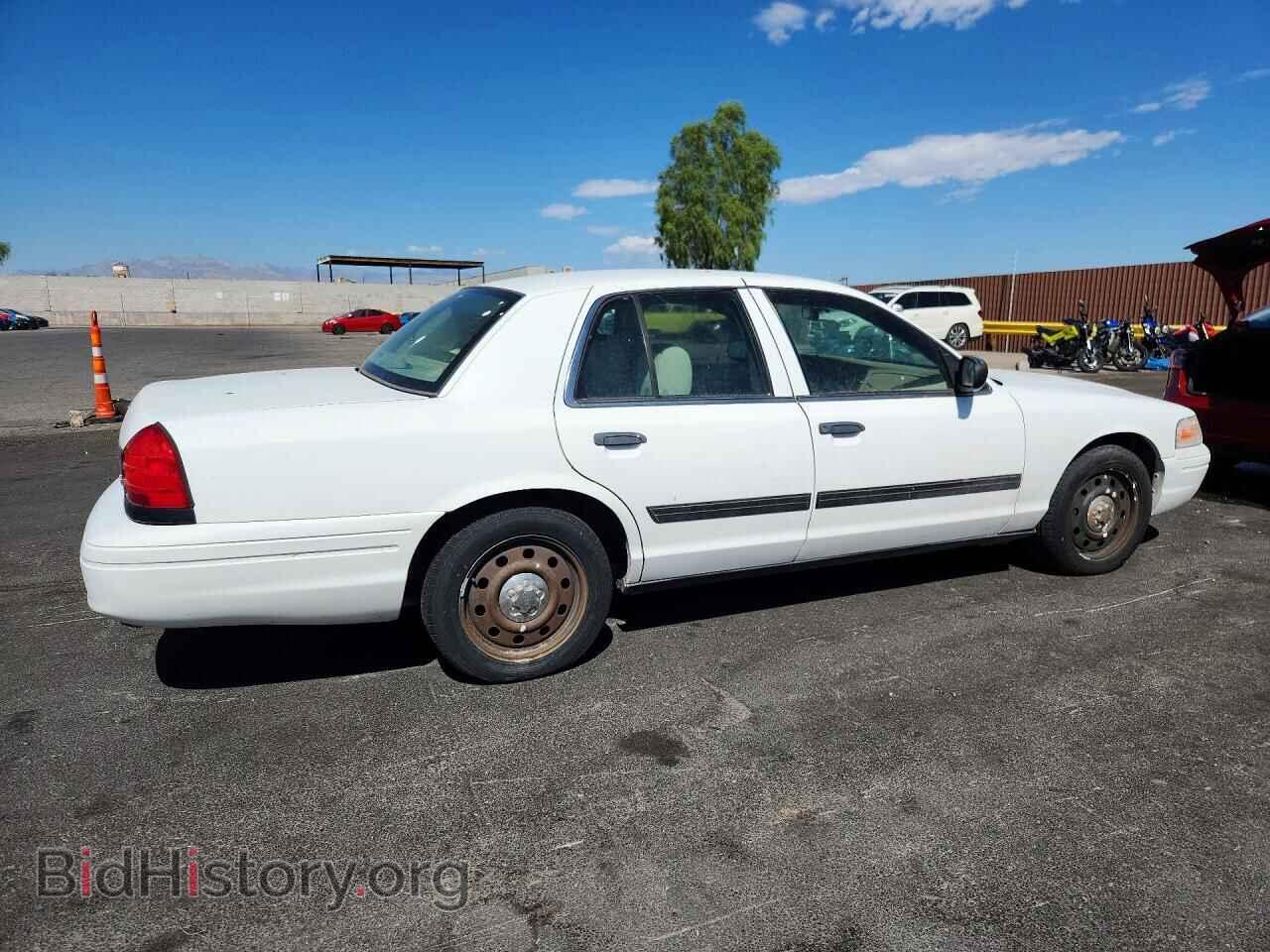 2011 FORD CROWN VIC - VIN: 2FABP7BV5BX123101 - Фото 3