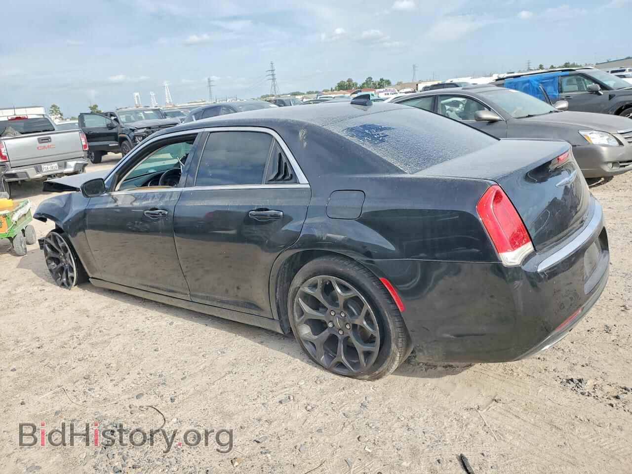 2017 CHRYSLER 300 - VIN: 2C3CCAAG6HH662182 - Photo 2