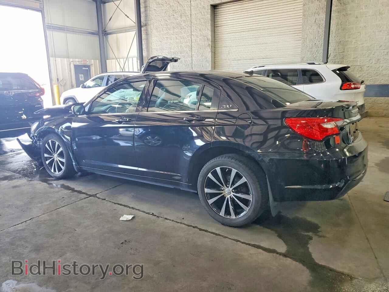 2013 CHRYSLER 200 - VIN: 1C3CCBBGXDN746995 - Photo 2