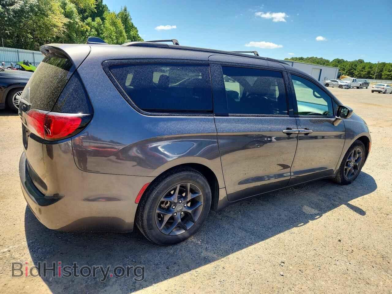 2019 CHRYSLER PACIFICA - VIN: 2C4RC1BG0KR570362 - Photo 3