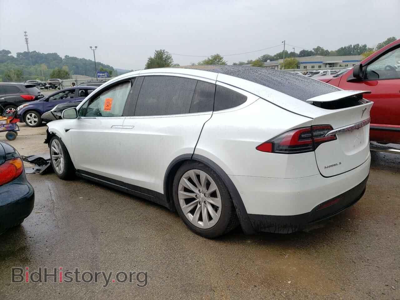 2017 TESLA MODEL X - VIN: 5YJXCBE22HF035678 - Photo 2