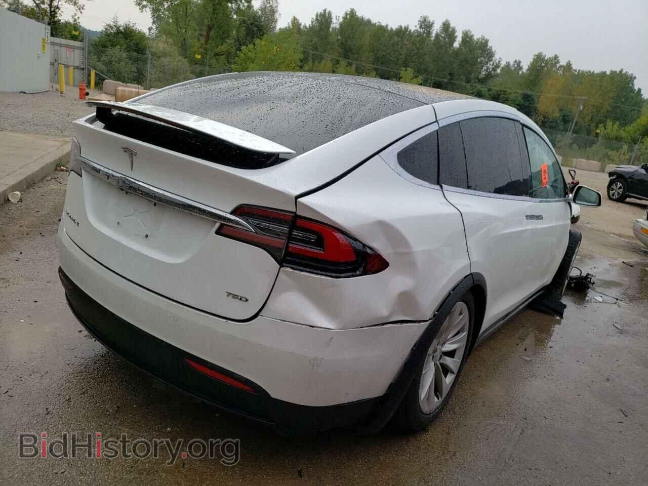 2017 TESLA MODEL X - VIN: 5YJXCBE22HF035678 - Photo 3