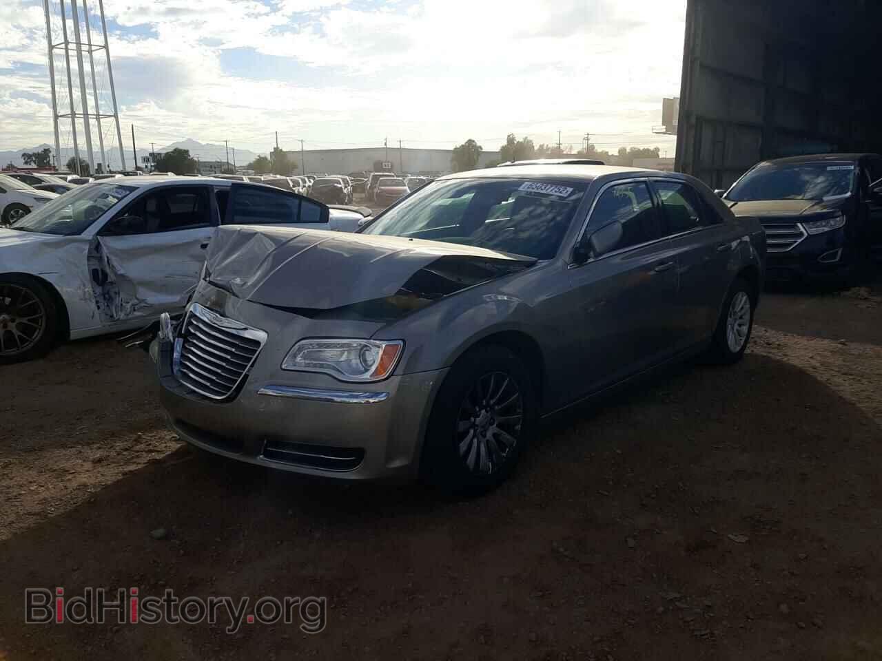 2014 CHRYSLER 300 - VIN: 2C3CCAAG0EH263036 - Photo 2