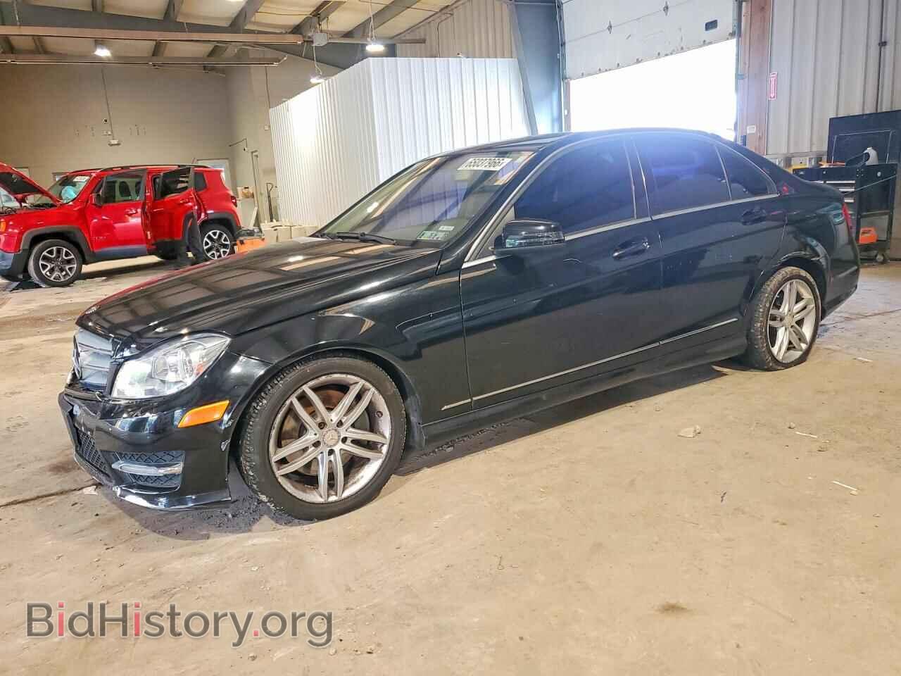 Фотография WDDGF8AB6DR265136 - MERCEDES-BENZ C-CLASS 2013