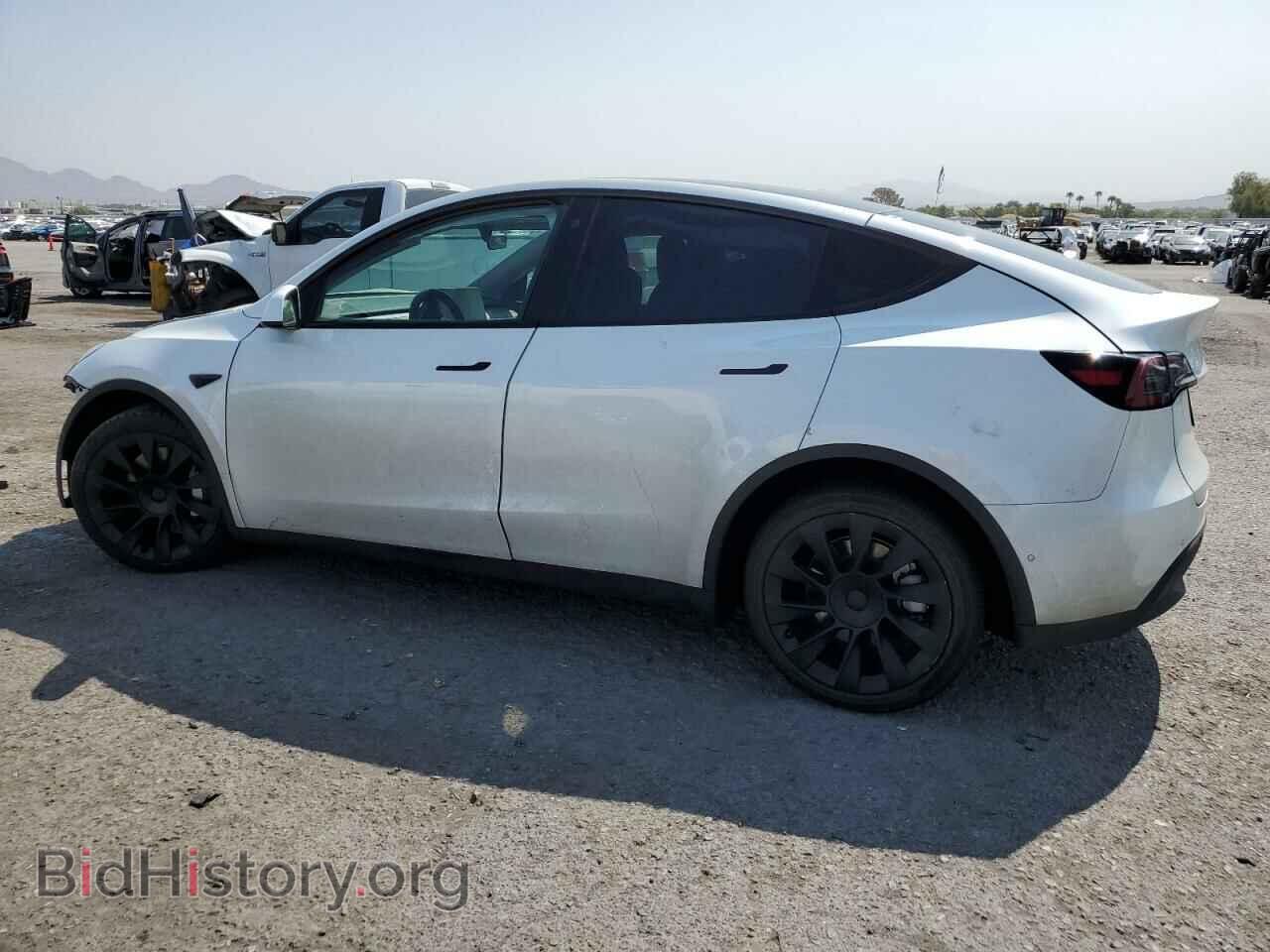 2022 TESLA MODEL Y - VIN: 7SAYGDEE7NF355835 - Фото 2