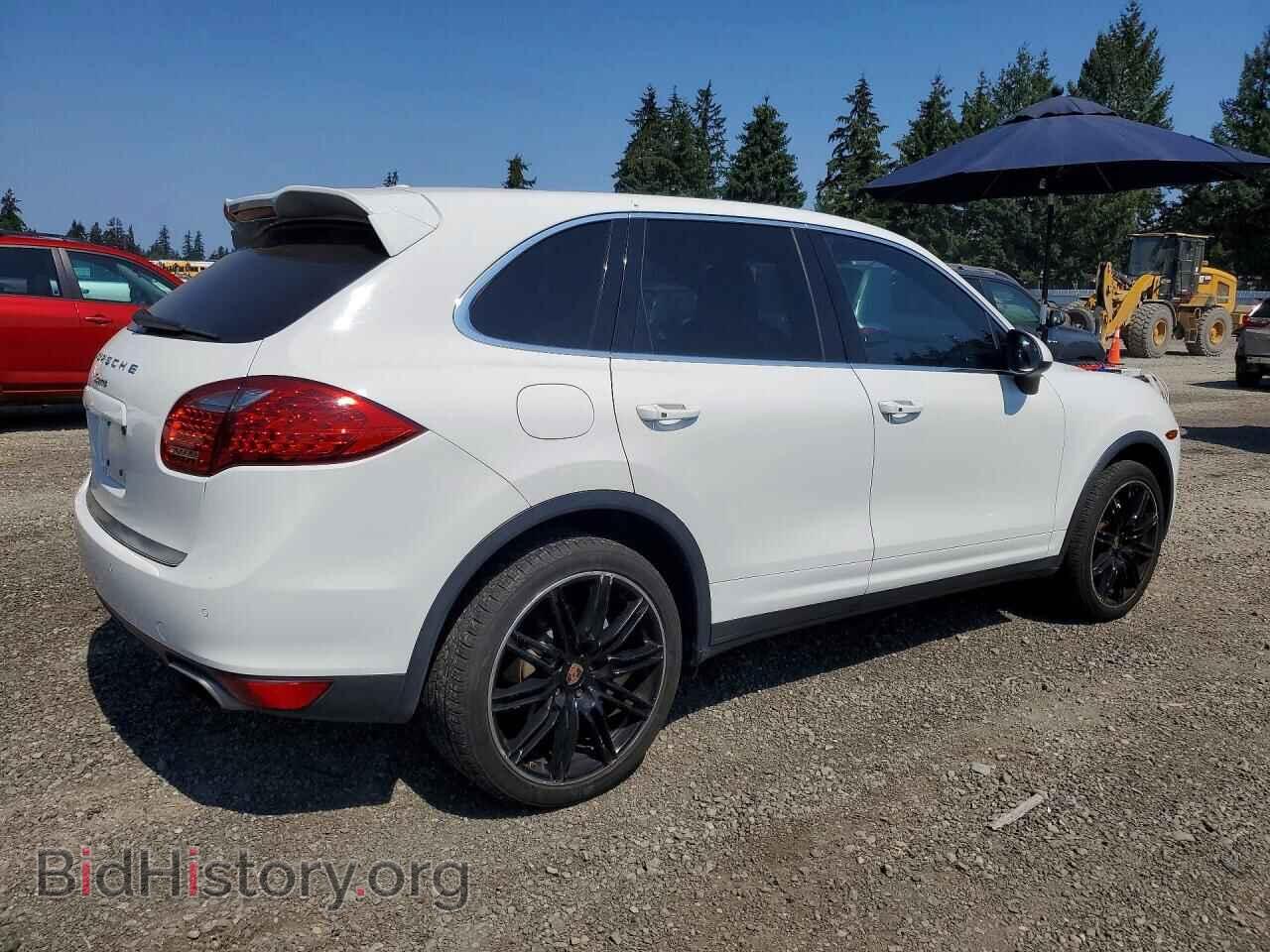 2014 PORSCHE CAYENNE - VIN: WP1AA2A21ELA04110 - Photo 3