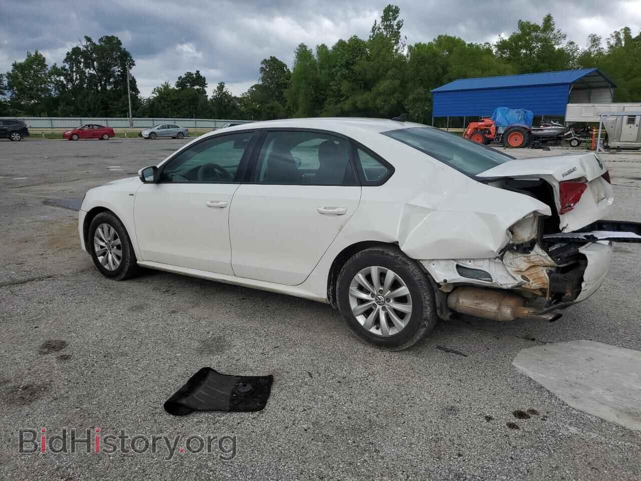 2015 VOLKSWAGEN PASSAT - VIN: 1VWAT7A35FC063290 - Фото 2