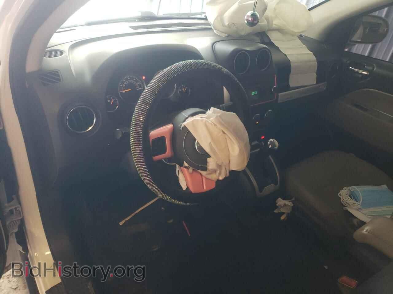 2014 JEEP COMPASS - VIN: 1C4NJCEA4ED776590 - Photo 8