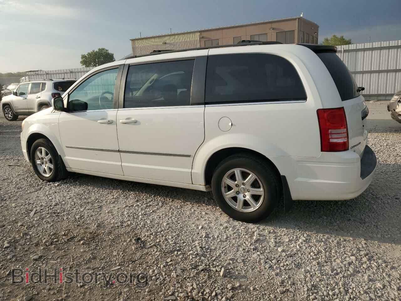 2009 CHRYSLER MINIVAN - VIN: 2A8HR54199R577632 - Photo 2