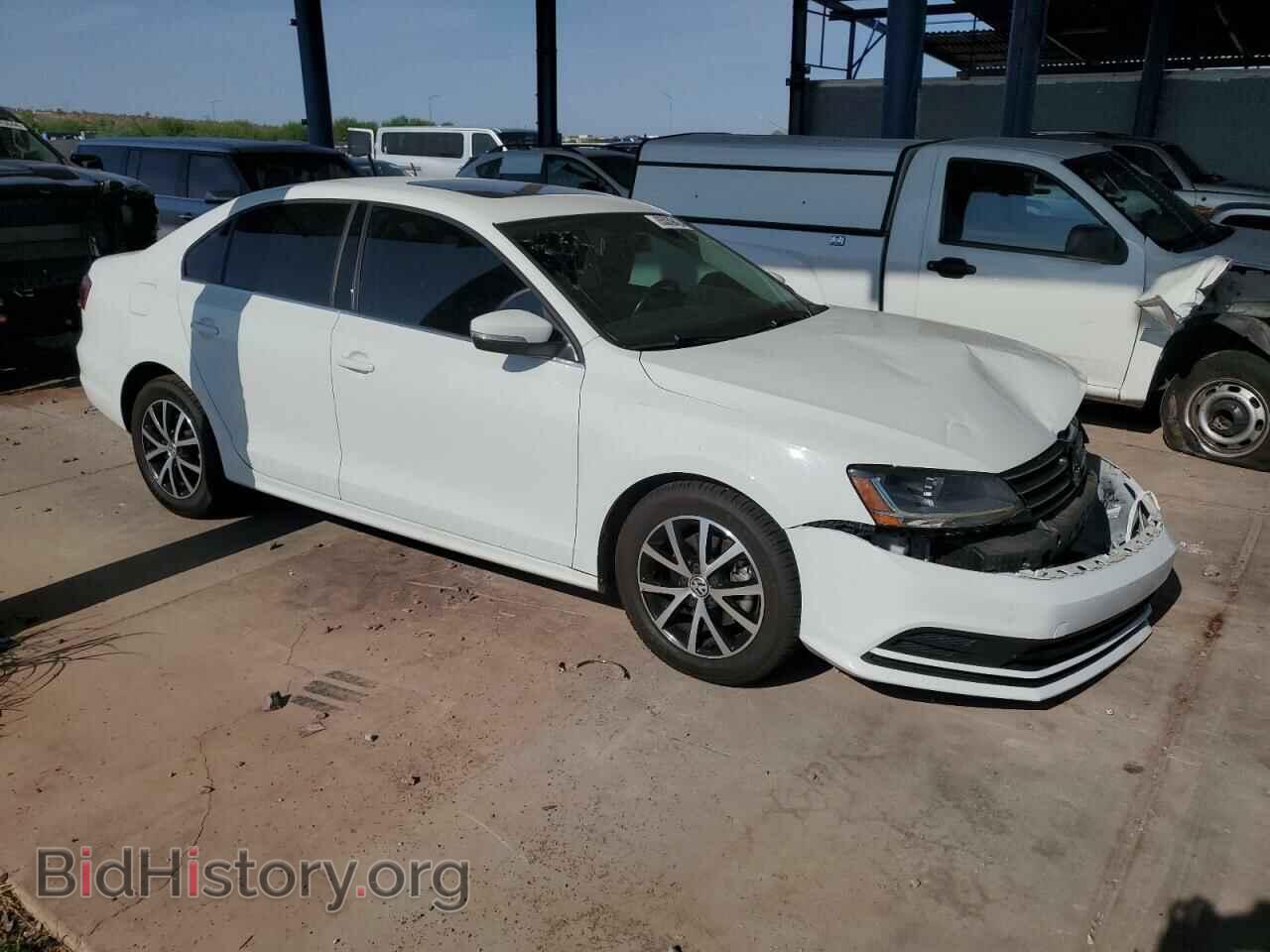 2018 VOLKSWAGEN JETTA - VIN: 3VWDB7AJ0JM211237 - Фото 4