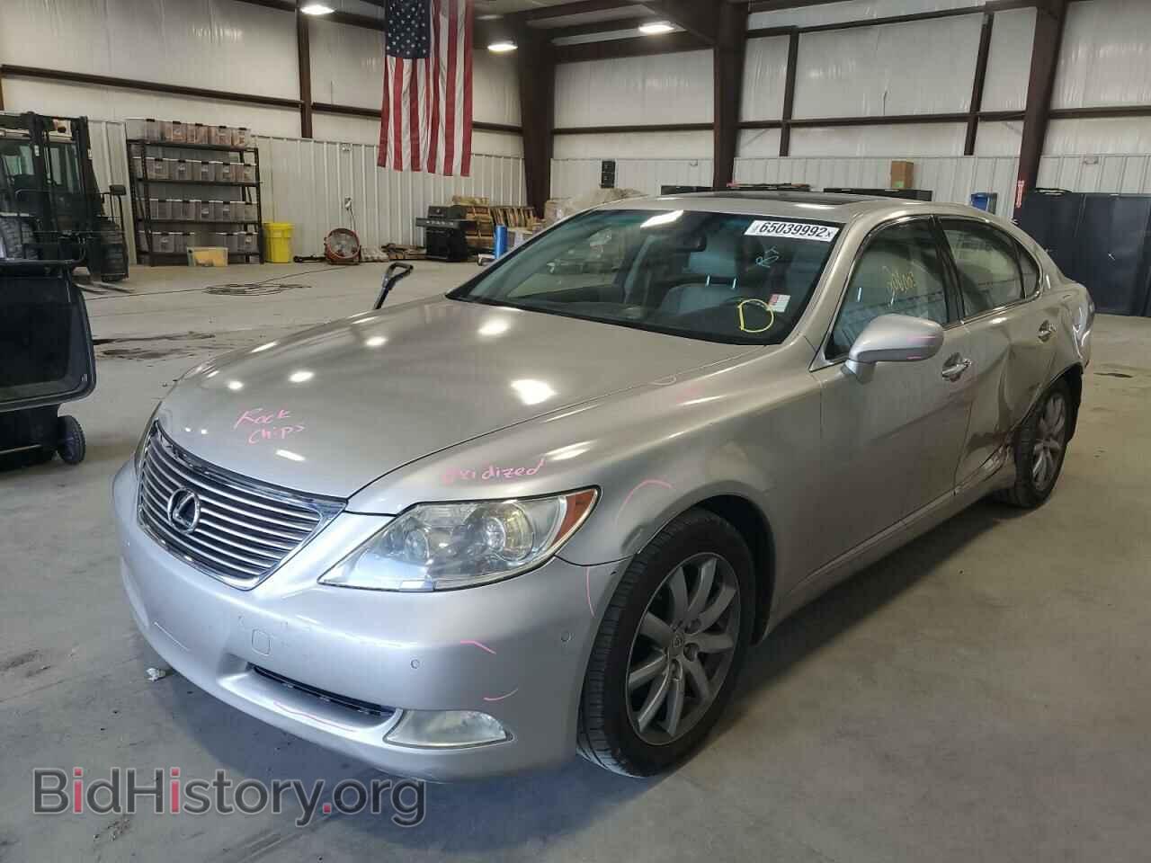 2007 LEXUS LS460 - VIN: JTHGL46F875002776 - Фото 2
