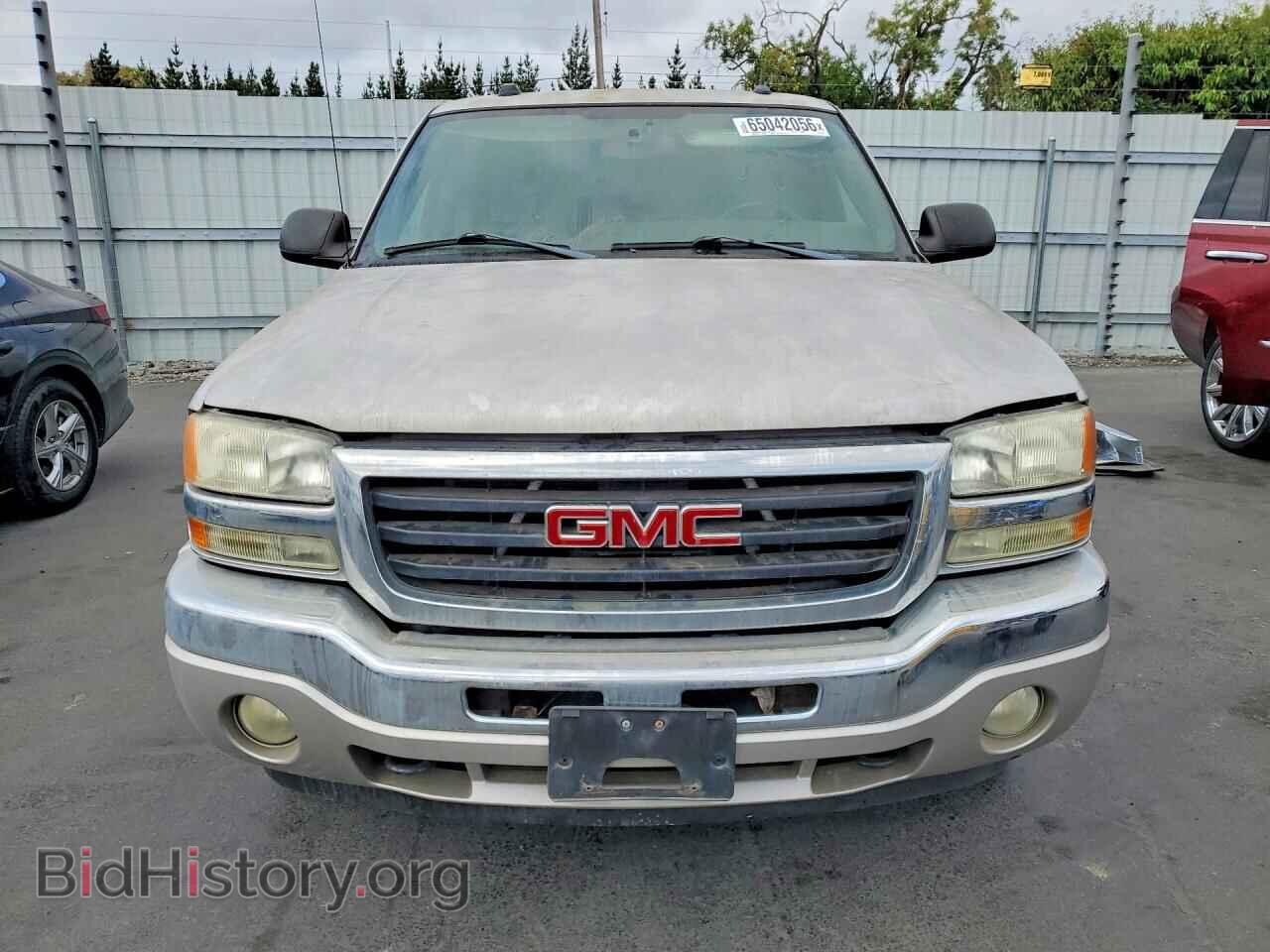 2005 GMC SIERRA - VIN: 1GTEK19B05E333903 - Фото 5