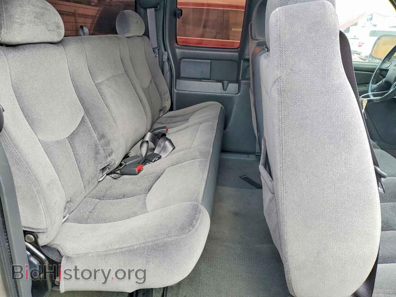 2005 GMC SIERRA - VIN: 1GTEK19B05E333903 - Фото 10