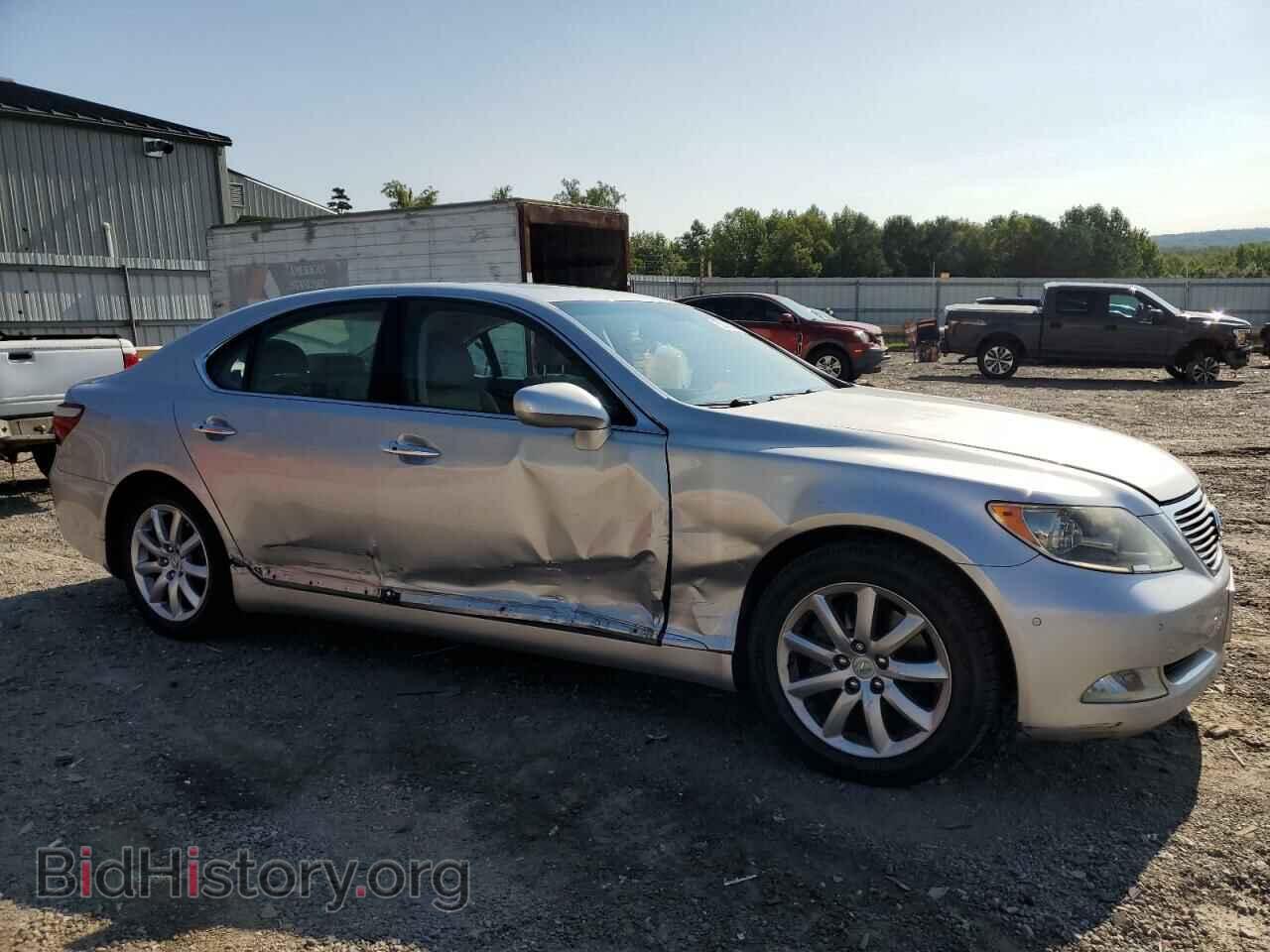 2008 LEXUS LS460 - VIN: JTHBL46FX85061064 - Photo 4