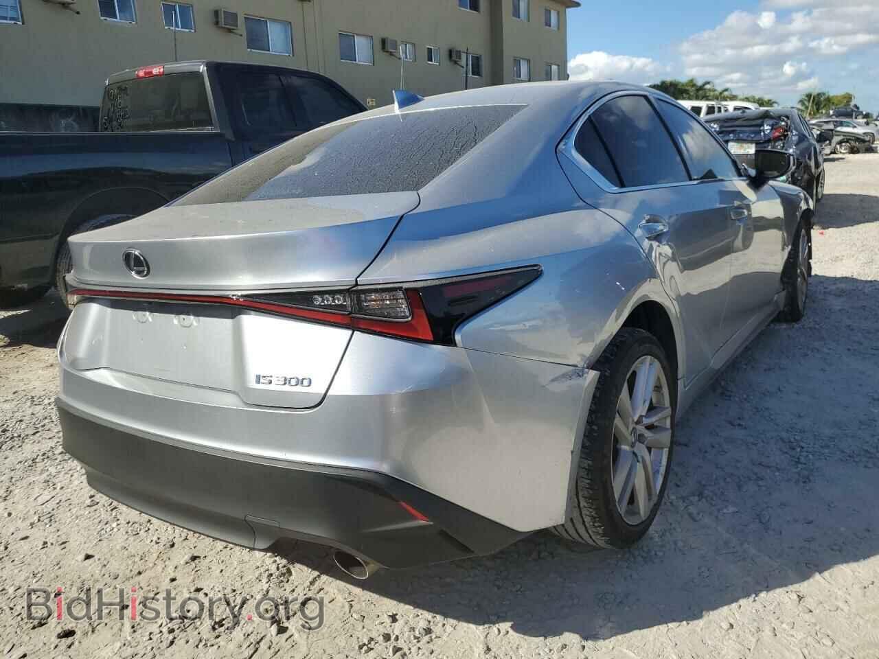2021 LEXUS IS - VIN: JTHAA1D25M5117230 - Photo 4