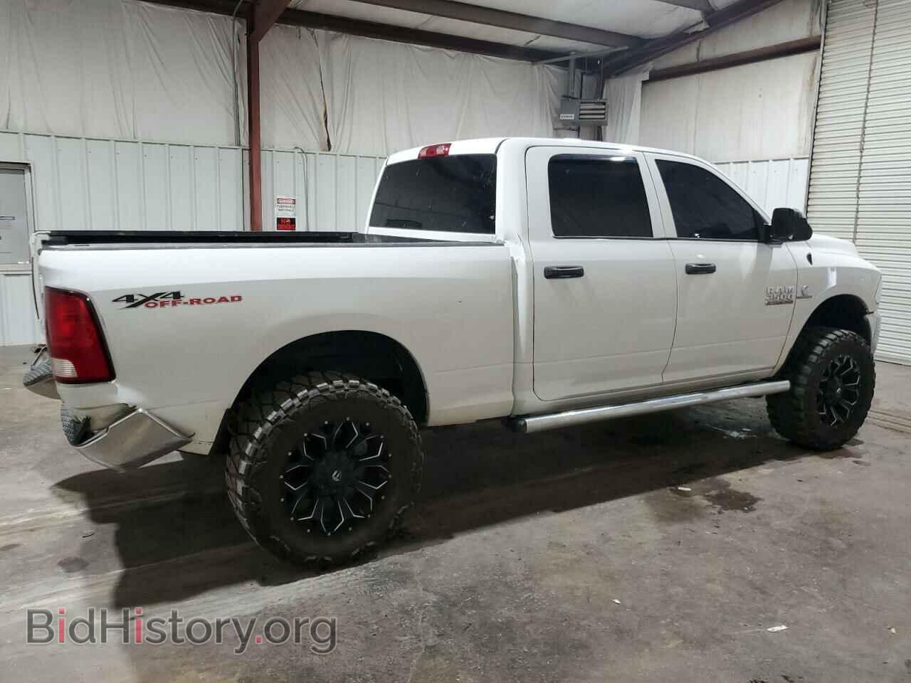 2014 RAM All Models - VIN: 3C6UR5CL4EG320457 - Фото 3