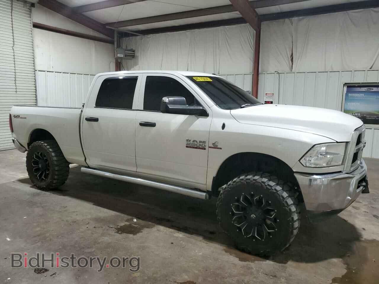 2014 RAM All Models - VIN: 3C6UR5CL4EG320457 - Фото 4