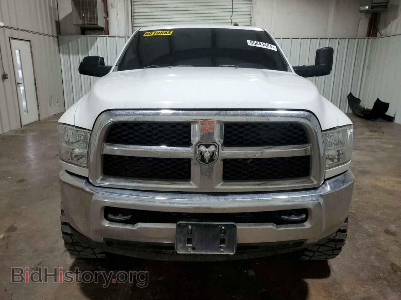 2014 RAM All Models - VIN: 3C6UR5CL4EG320457 - Фото 5
