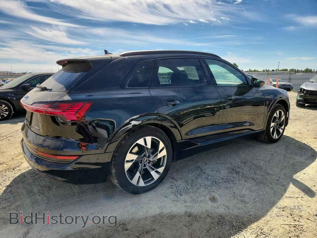 2022 AUDI E-TRON - VIN: WA1AAAGE5NB010649 - Photo 3