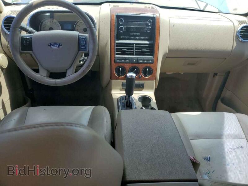 2010 Ford EXPLORER (VIN 1FMEU7EE0AUA67226) — photo 8 of 13