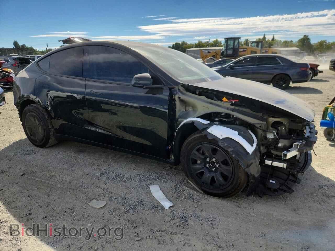 2026 TESLA MODEL Y - VIN: 7SAYGDED5TA602917 - Photo 4