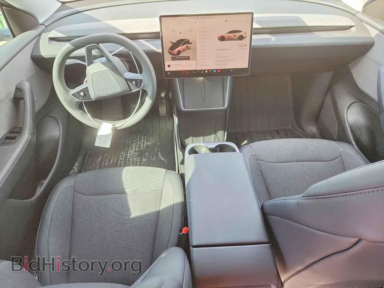 2026 TESLA MODEL Y - VIN: 7SAYGDED5TA602917 - Photo 8