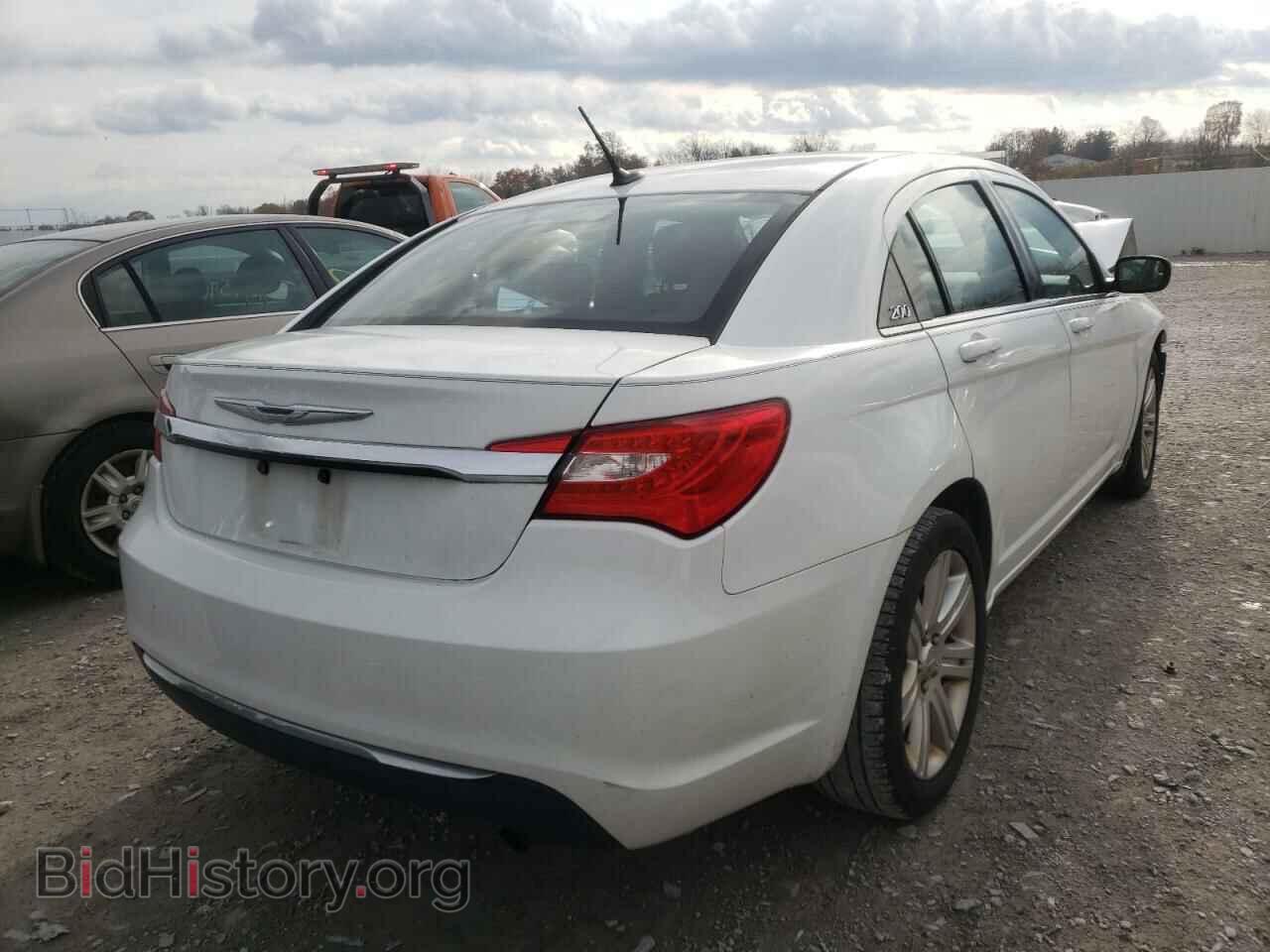 2012 CHRYSLER 200 - VIN: 1C3CCBBB1CN188103 - Фото 4