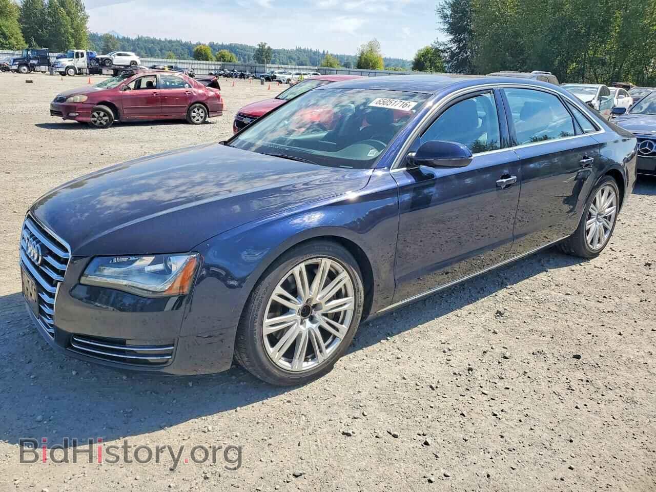 Фотография WAURVAFD4BN018643 - AUDI A8 2011