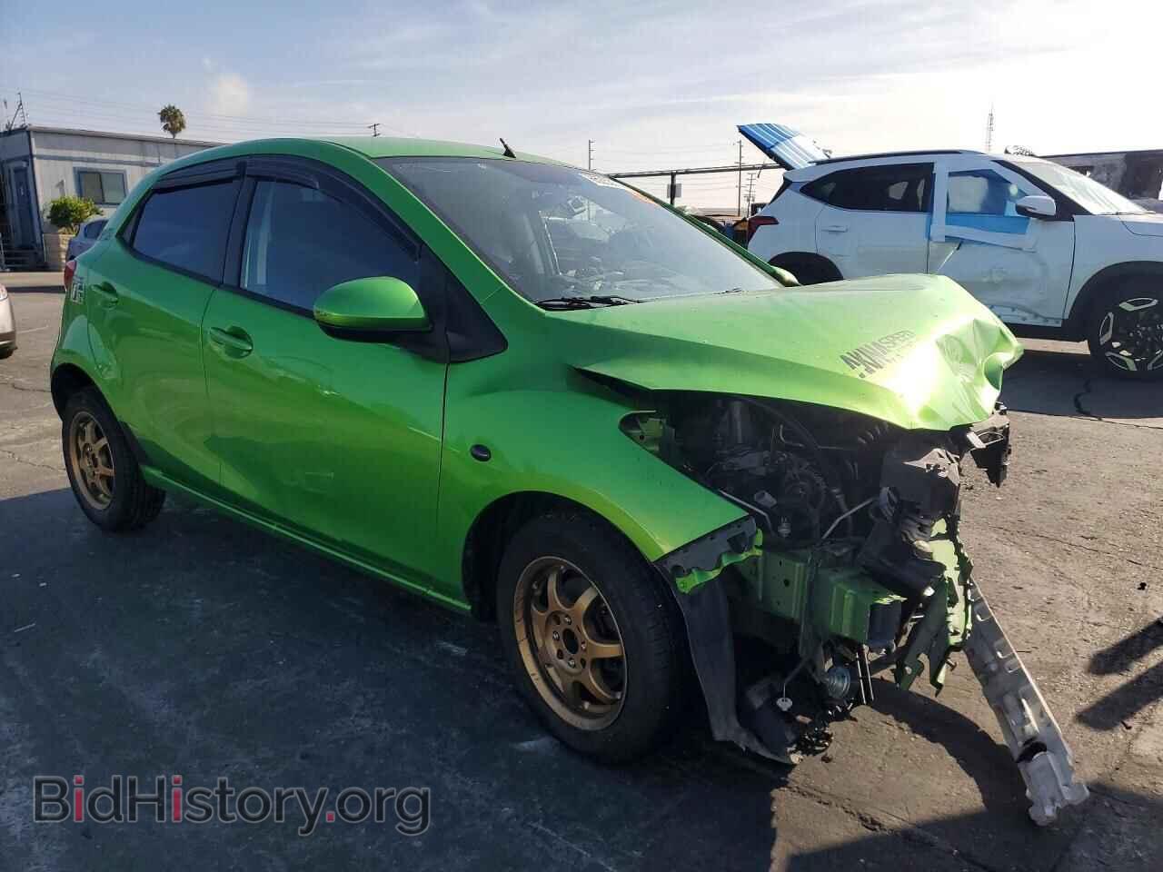 2011 Mazda 2 (VIN JM1DE1HZ6B0108038) — photo 4 of 13