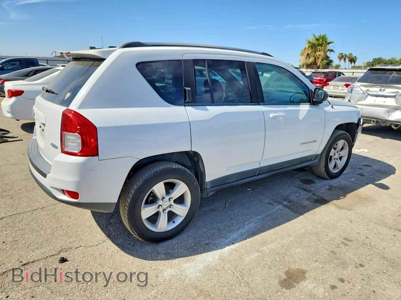 2011 JEEP COMPASS - VIN: 1J4NF1FB2BD201679 - Фото 3