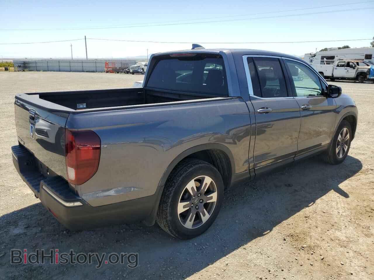 2018 HONDA RIDGELINE - VIN: 5FPYK2F53JB001701 - Фото 3