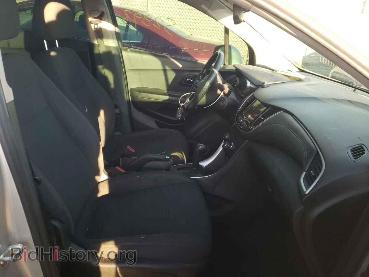 2019 CHEVROLET TRAX - VIN: 3GNCJKSB5KL300912 - Фото 5