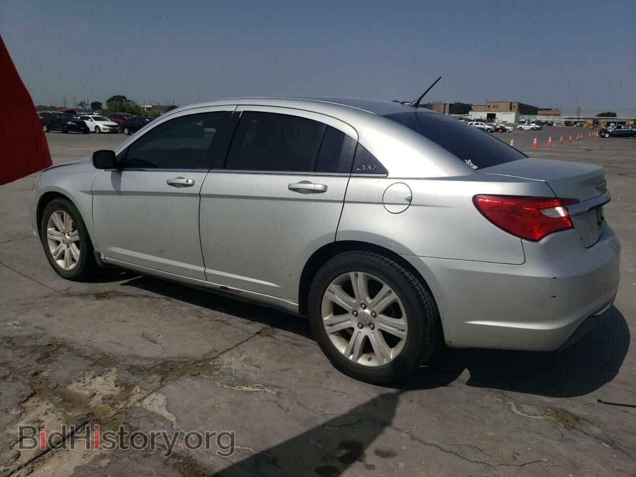 2012 CHRYSLER 200 - VIN: 1C3CCBBB4CN102041 - Photo 2