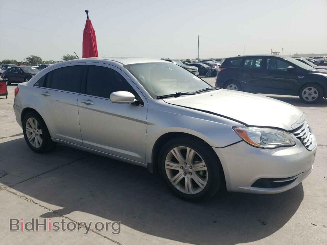 2012 CHRYSLER 200 - VIN: 1C3CCBBB4CN102041 - Photo 4