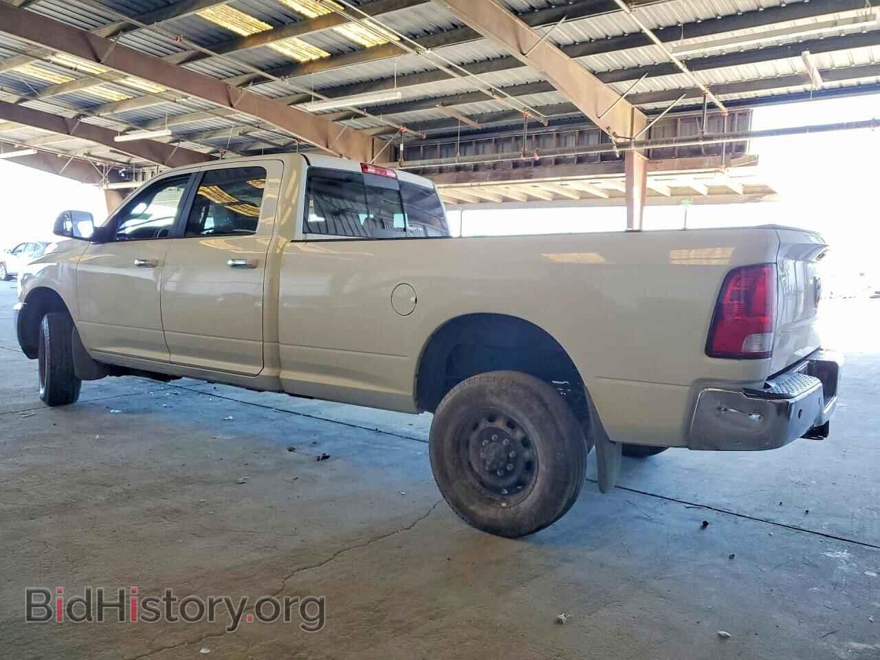 2018 RAM 3500 - VIN: 3C63R3HL8JG249248 - Photo 2