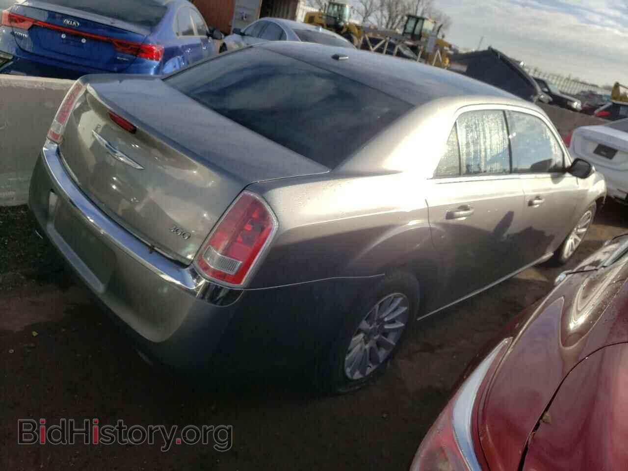 2012 CHRYSLER 300 - VIN: 2C3CCAAG1CH312242 - Фото 4