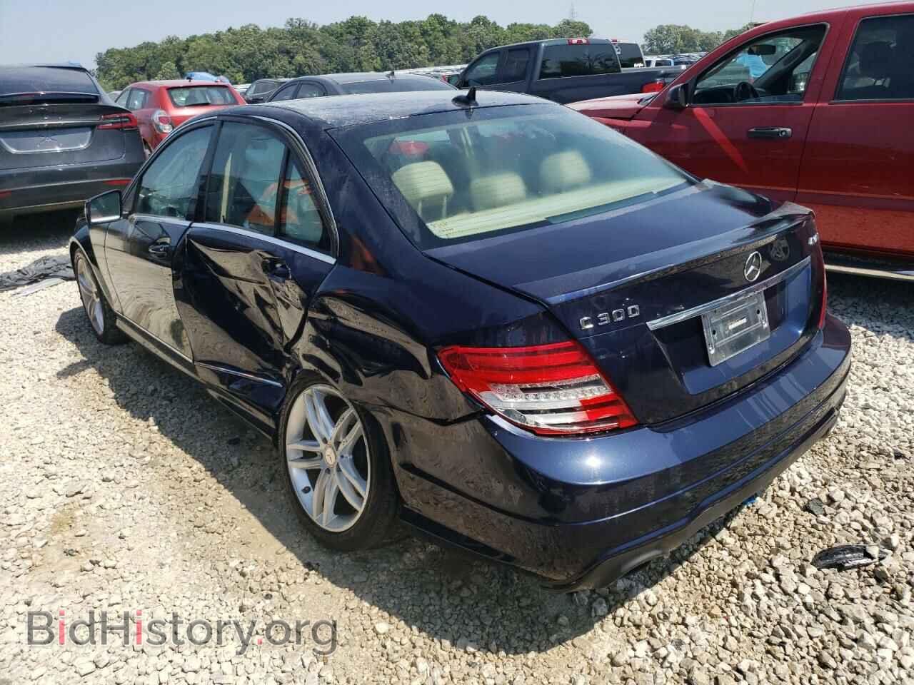 2012 MERCEDES-BENZ C-CLASS - VIN: WDDGF8BBXCA717763 - Фото 2