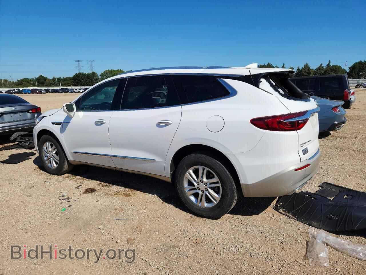 2020 BUICK ENCLAVE - VIN: 5GAEVAKW4LJ204802 - Photo 2