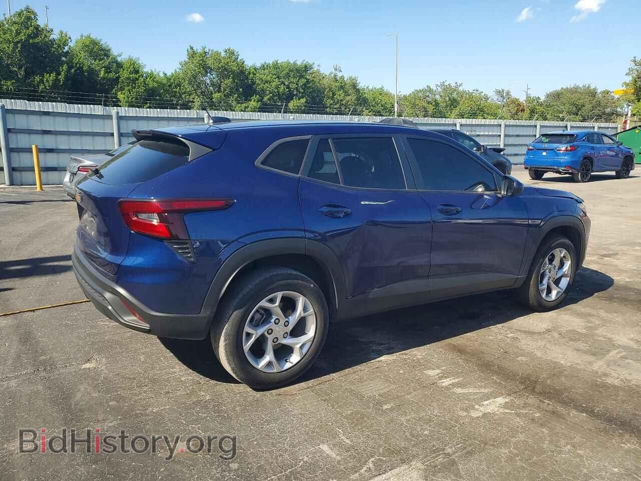 2024 CHEVROLET TRAX - VIN: KL77LFE27RC213958 - Photo 3