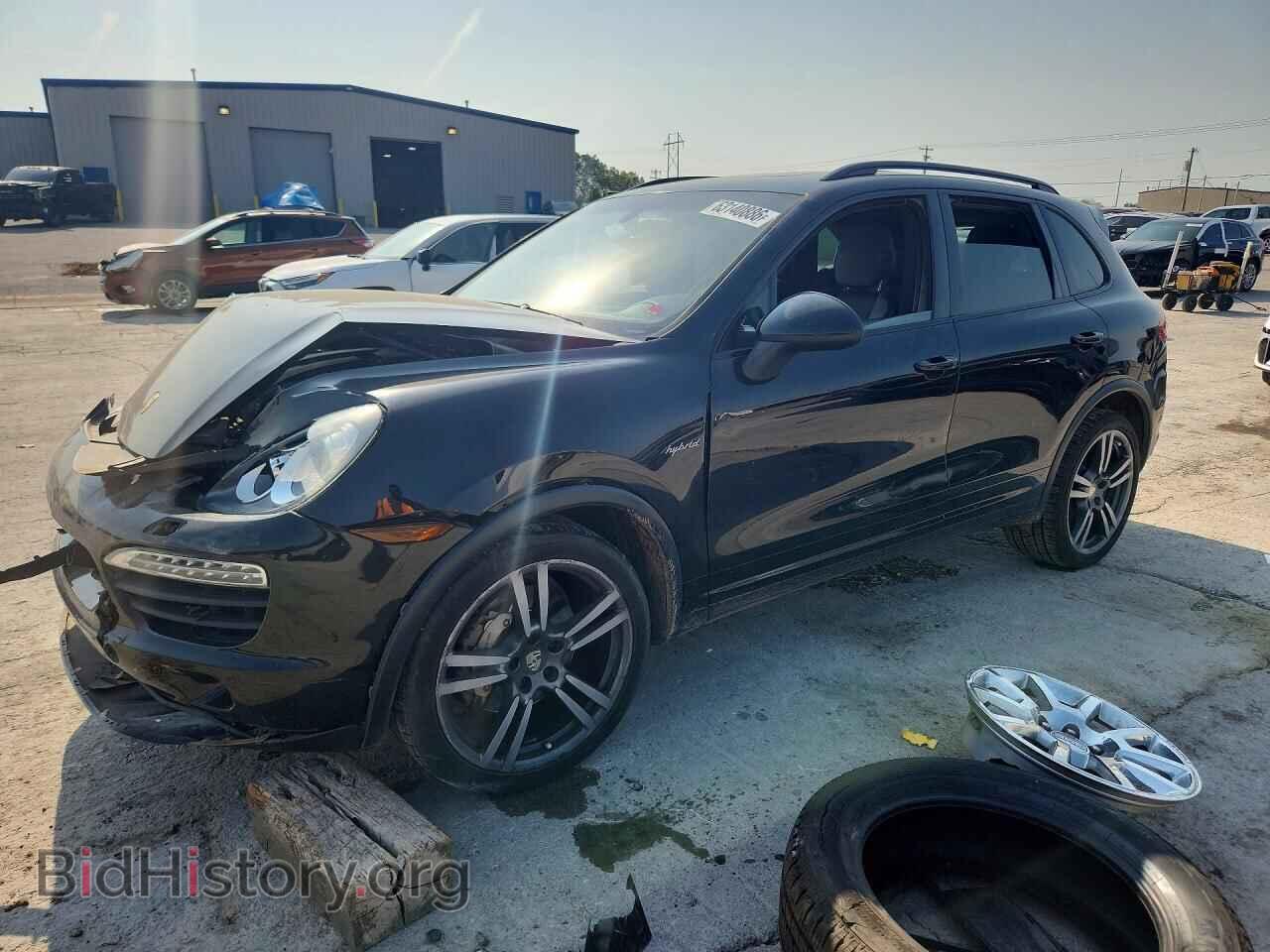 2013 PORSCHE CAYENNE - VIN: WP1AE2A28DLA14491 - Photo 2