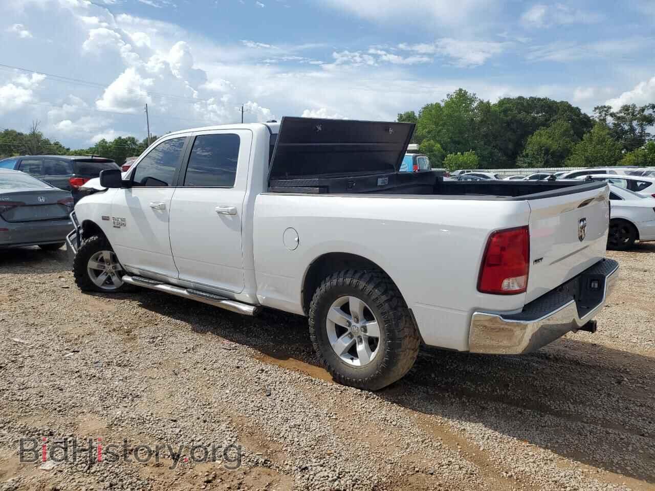 2019 RAM 1500 - VIN: 1C6RR6TT1KS649357 - Фото 2