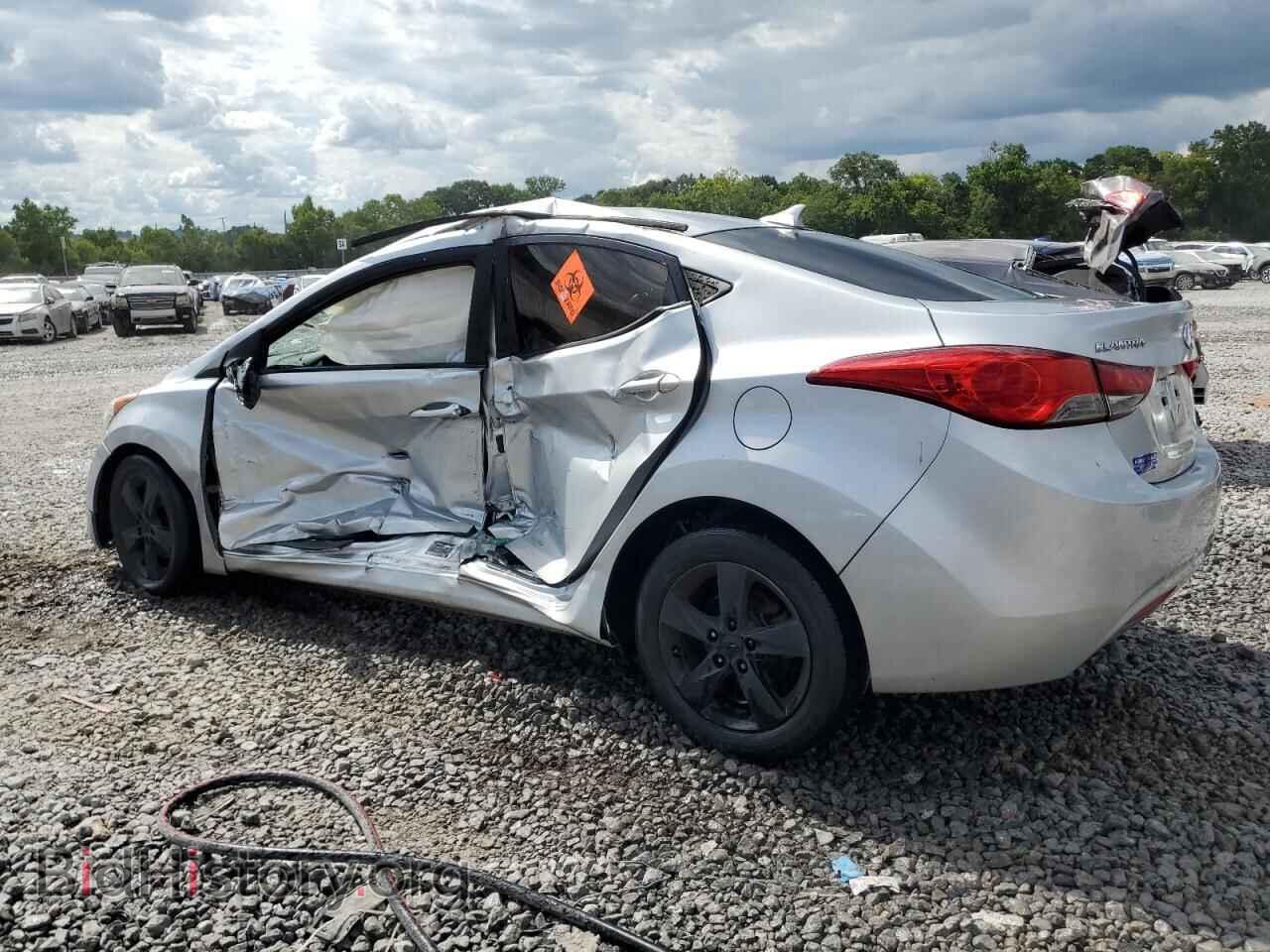 2013 HYUNDAI ELANTRA - VIN: 5NPDH4AE4DH373871 - Фото 2