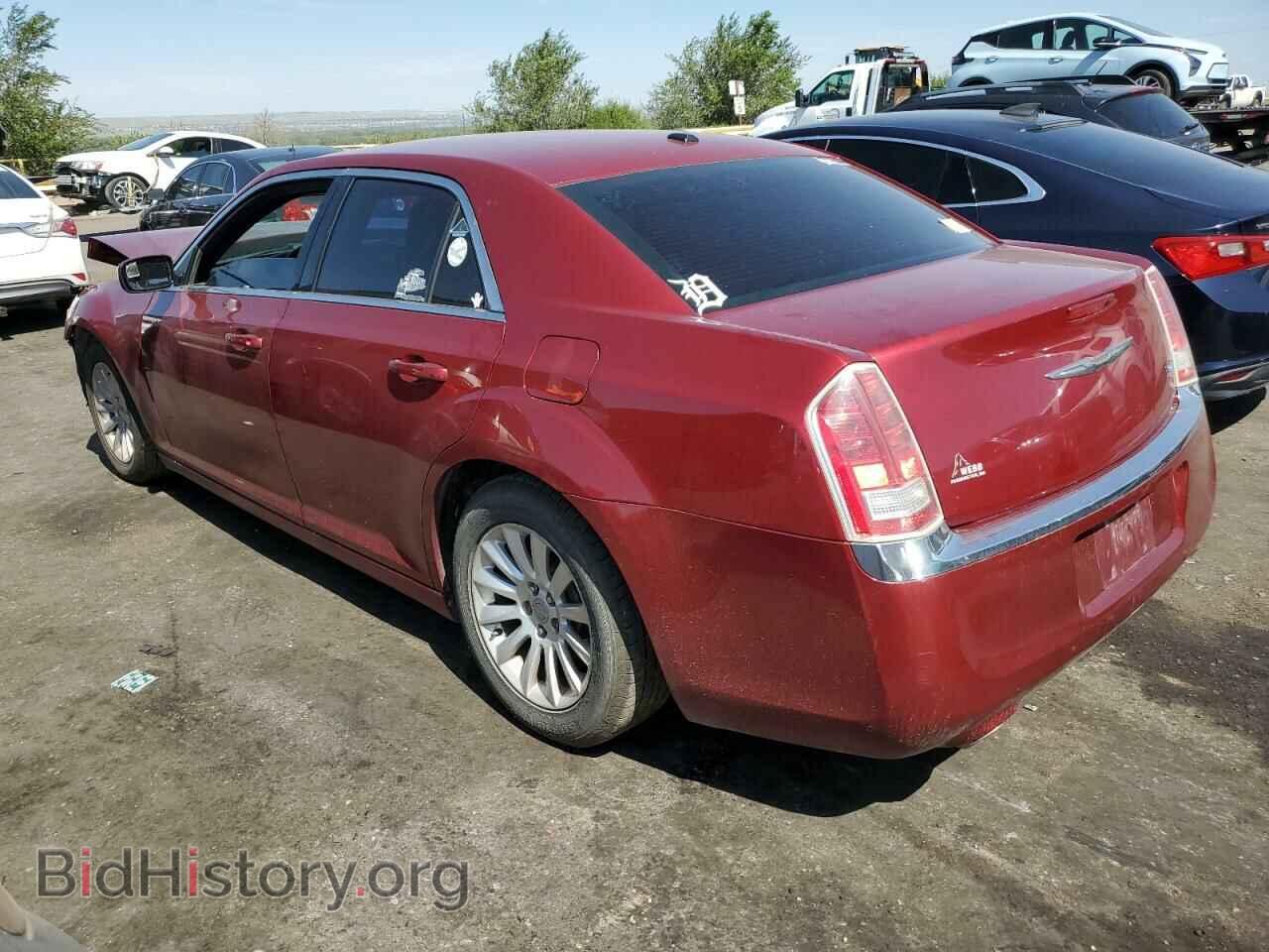 2013 CHRYSLER 300 - VIN: 2C3CCAAG4DH556243 - Фото 2