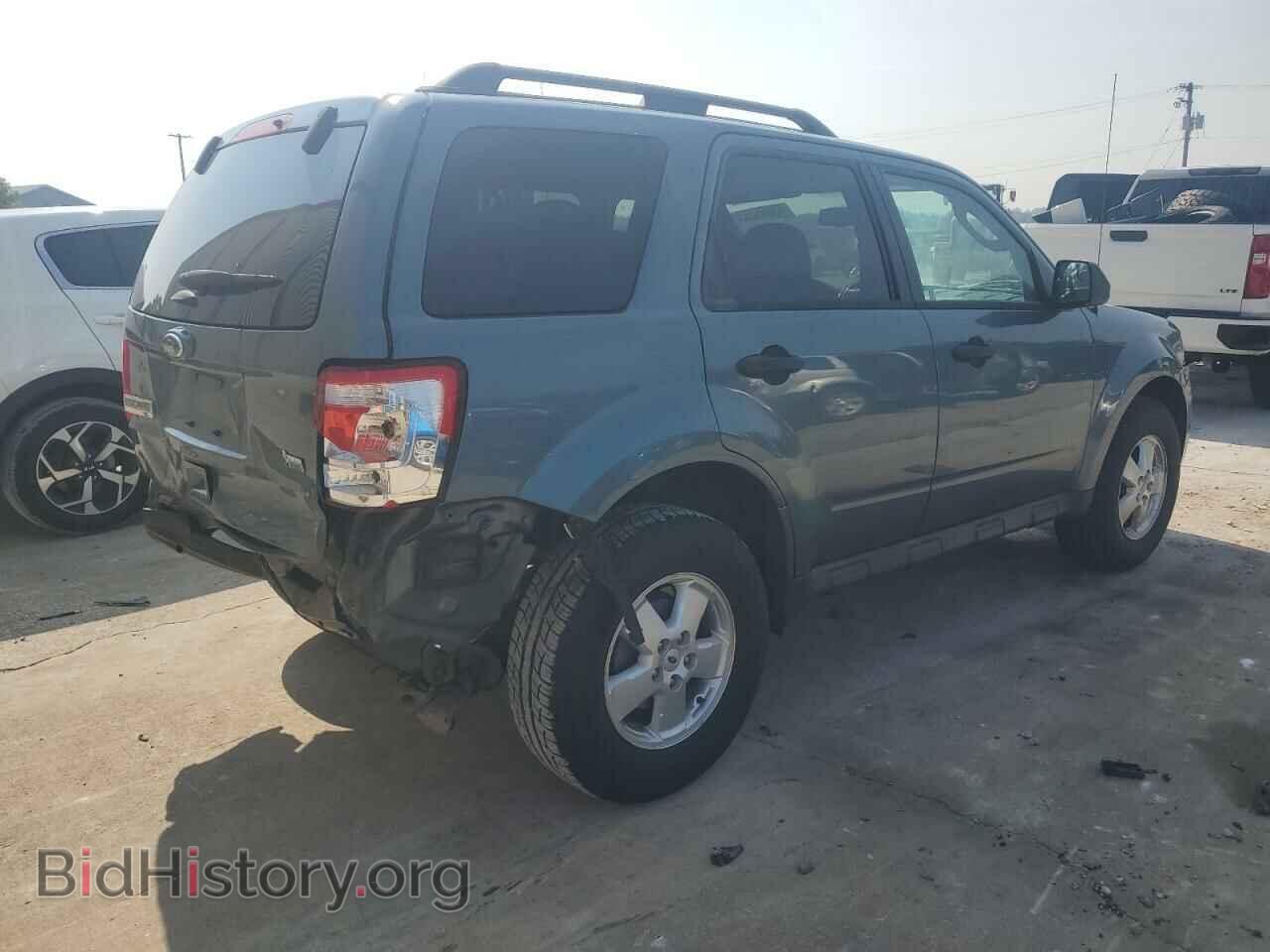 2011 FORD ESCAPE - VIN: 1FMCU0DG7BKC16925 - Фото 3